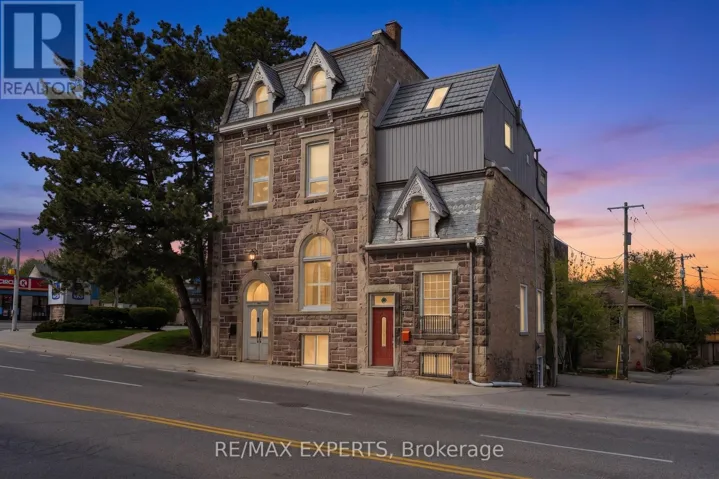 130 ST DAVID STREET S, Centre Wellington (Fergus), Ontario N1M2L3
