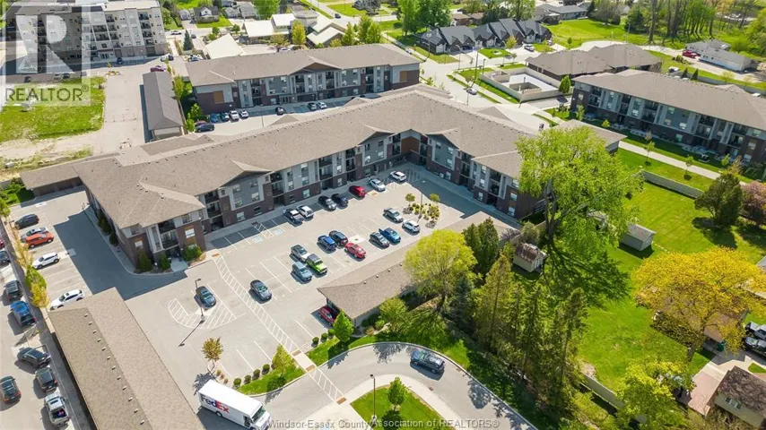 5840 NEWMAN BOULEVARD Unit# 118, LaSalle, Ontario N9J0S3
