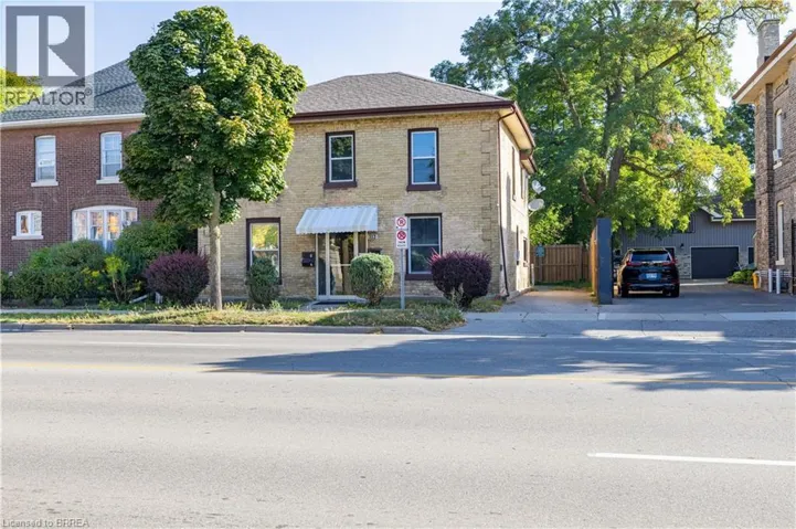 113 BRANT Avenue, Brantford, Ontario N3T3H4