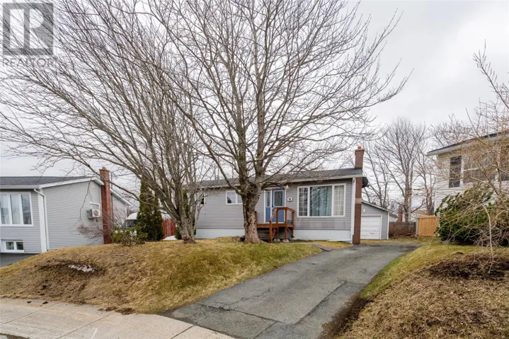 9 Collins Place, Mount Pearl, Newfoundland & Labrador A1N1E5