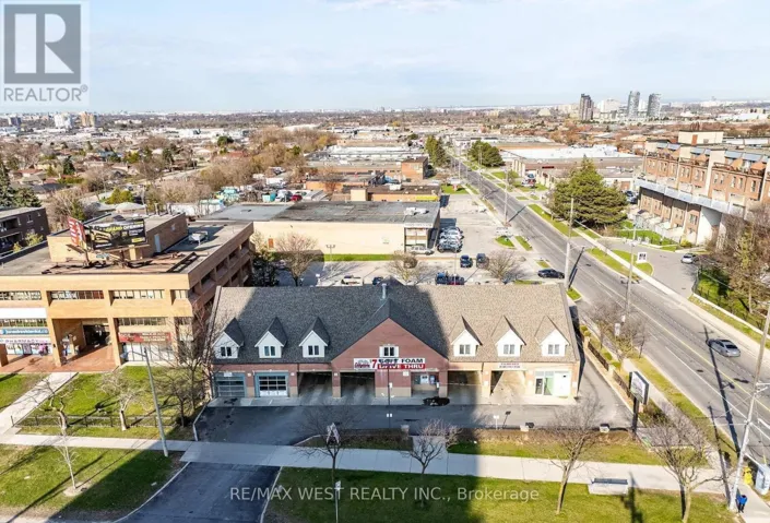 2800 JANE STREET, Toronto (Glenfield-Jane Heights), Ontario M3N2H9