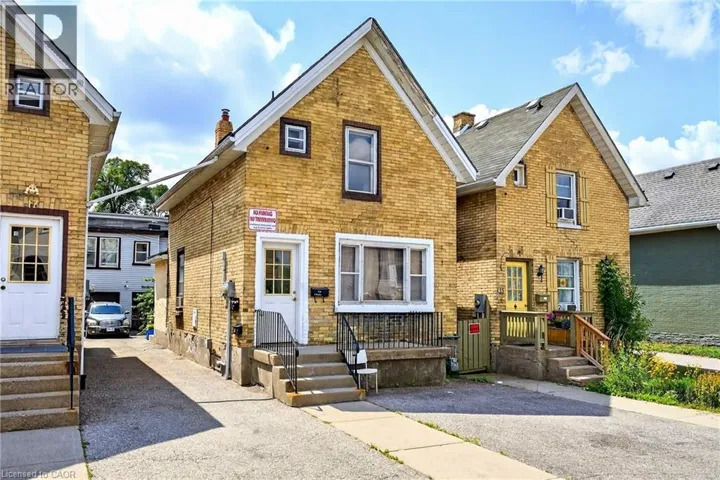 15 WARNOCK Street Unit# Upper, Cambridge, Ontario N1R2A7