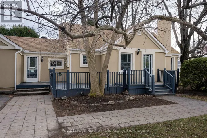 40 MACDONALD AVENUE W, North Bay (Ferris), Ontario P1A1G5