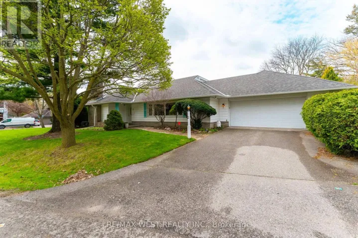2 GREENFORD ROAD, Toronto (Edenbridge-Humber Valley), Ontario M9A3E6