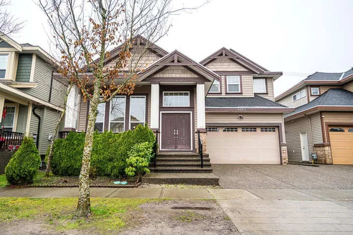 6663 125A STREET, Surrey, British Columbia V3W1V7