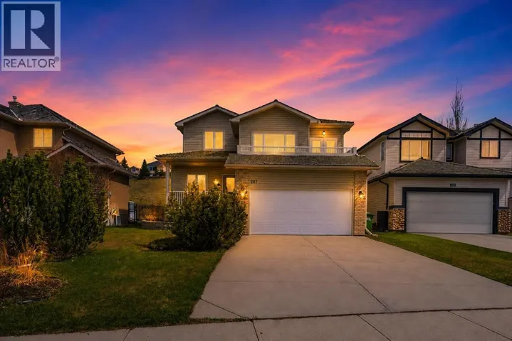 207 Gleneagles View, Cochrane, Alberta T4C2G5