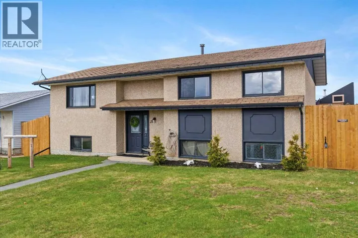 21 Pan Am Street, Swan Hills, Alberta T0G2C0