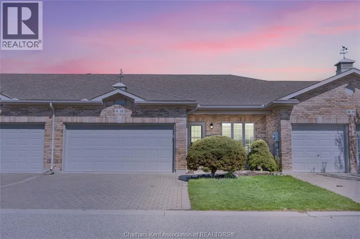 15 HOME PLACE, Chatham, Ontario N7L5P4