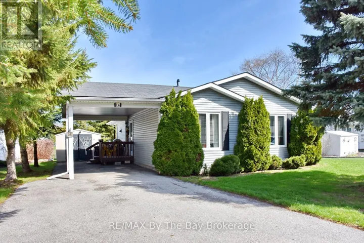 16 INDIANA AVENUE, Wasaga Beach, Ontario L9Z3A8