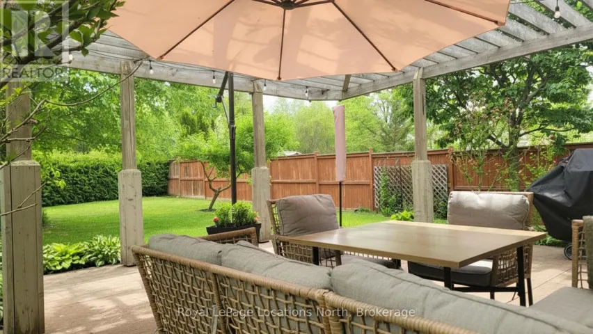 Quiet Backyard backing onto trail