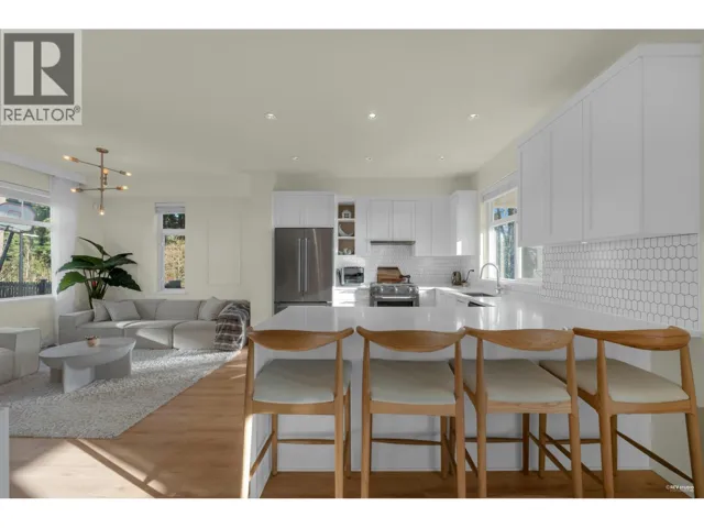 115 3565 BAYCREST AVENUE, Coquitlam, British Columbia V3B2W7