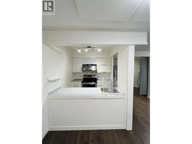 105 8120 COLONIAL DRIVE, Richmond, British Columbia V7C4V2