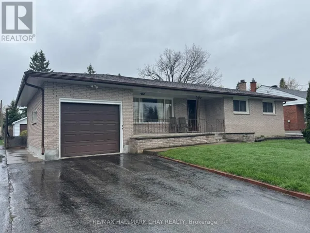 19 STEEL STREET, Barrie (Codrington), Ontario L4M2E6