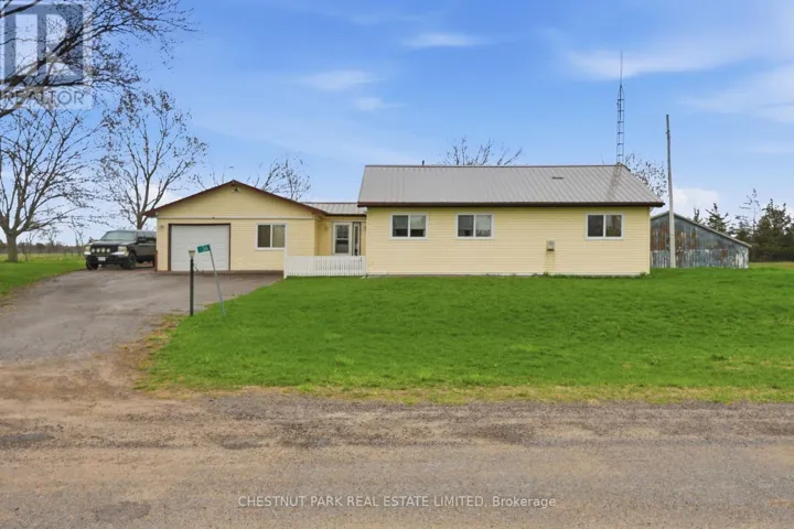 34 ROYAL ROAD, Prince Edward County (Athol Ward), Ontario K0K2P0