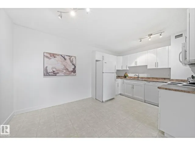 #808 9710 105 ST NW, Edmonton, Alberta T5K1A4