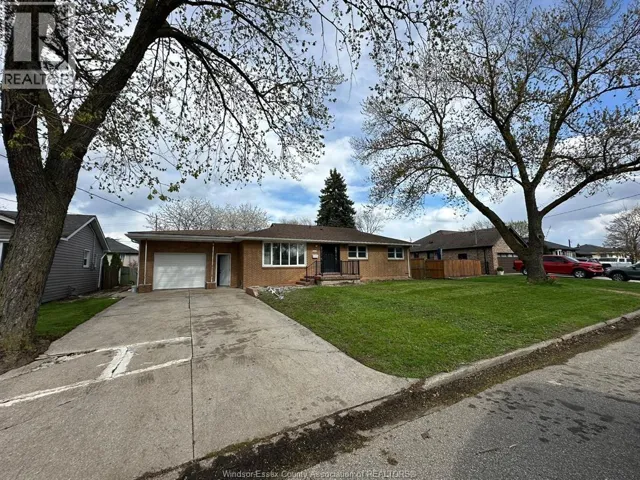 3010 BYNG, Windsor, Ontario N8W3G7