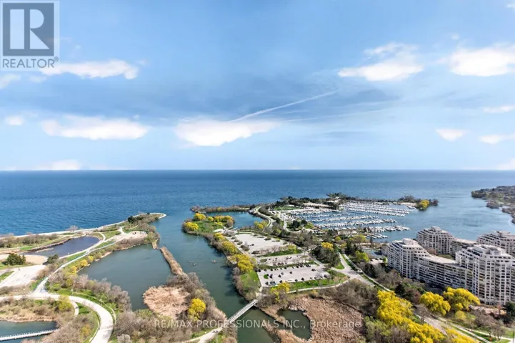UPH01 - 2200 LAKE SHORE BOULEVARD W, Toronto (Mimico), Ontario M8V1A4