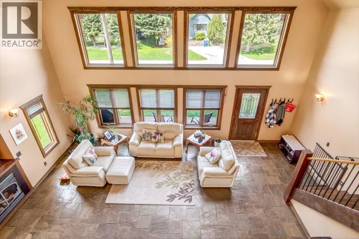 1322 11th Avenue, Fernie, British Columbia V0B1M0
