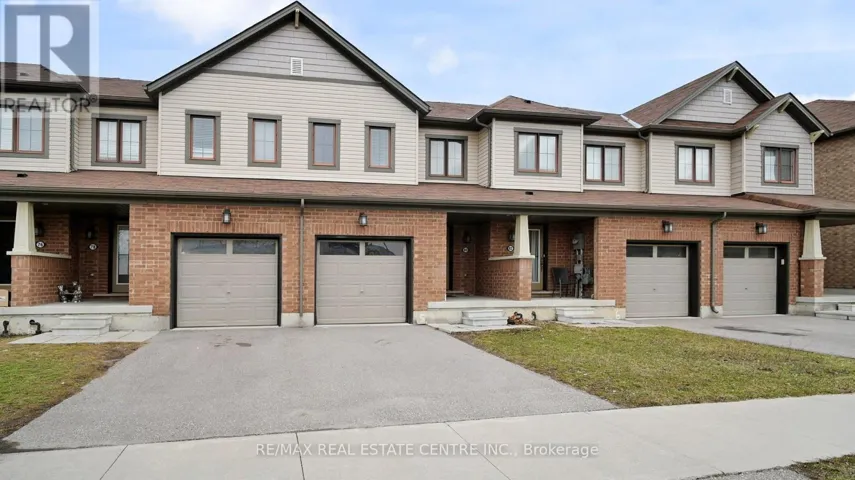 80 SCARLETWOOD STREET, Hamilton (Stoney Creek Mountain), Ontario L8J1X5