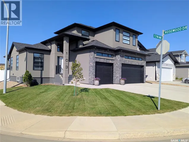 103 Flynn MANOR, Saskatoon, Saskatchewan S7V0Z4