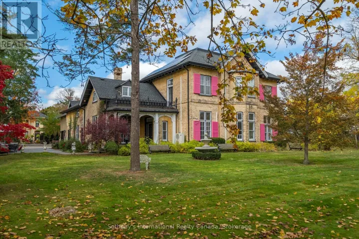 194 GRAND RIVER STREET N, Brant (Paris), Ontario N3L2N3