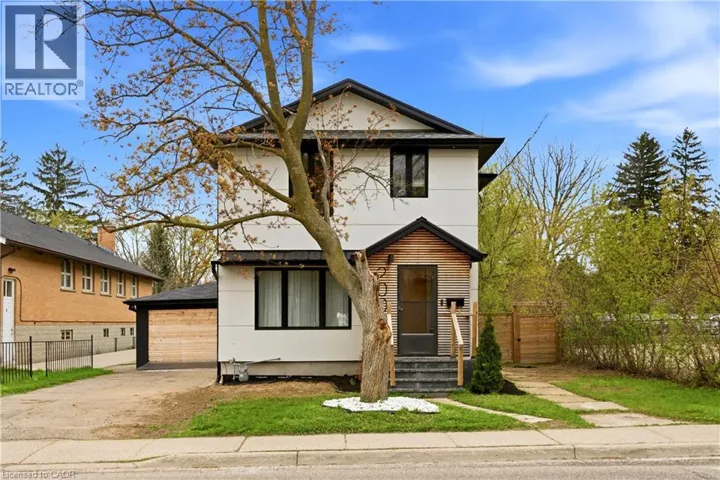 200 MADISON Avenue S, Kitchener, Ontario N2G3M8
