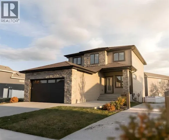 726 Sixmile End S, Lethbridge, Alberta T1K8G4