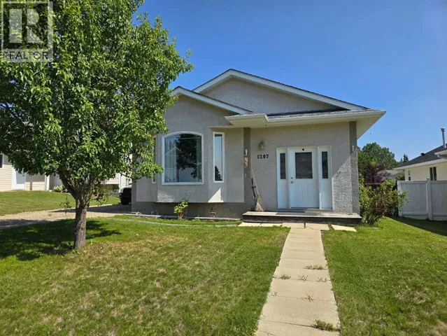 1207 61 Street, Edson, Alberta T7E1Y4