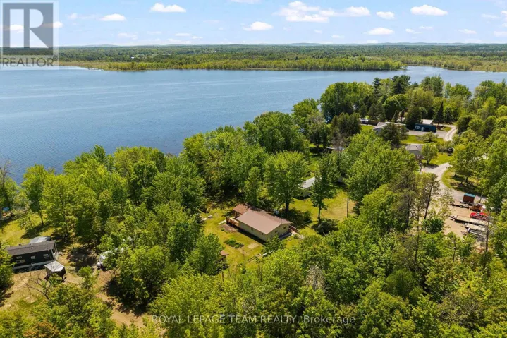 424 HUMMINGBIRD LANE, North Algona Wilberforce, Ontario K0J1T0