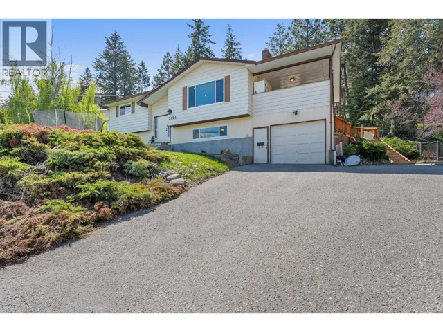 2114 VERDE VISTA Road, Kelowna, British Columbia V1P1G5