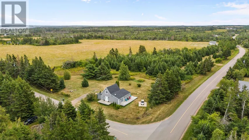 10 Creek Road, St. Peter's Harbour, Prince Edward Island C0A1S0