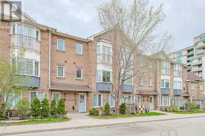 96 - 151 TOWNSGATE DRIVE, Vaughan (Crestwood-Springfarm-Yorkhill), Ontario L4J8J7