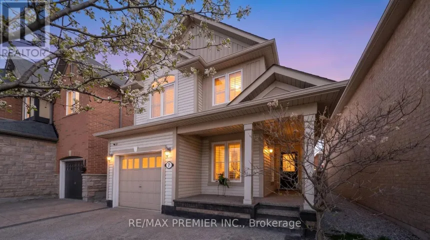 7 STEMFORD ROAD, Brampton (Northwest Brampton), Ontario L7A0S5
