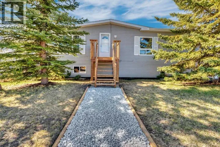 333 Nelson Road, Carseland, Alberta T0J0M0