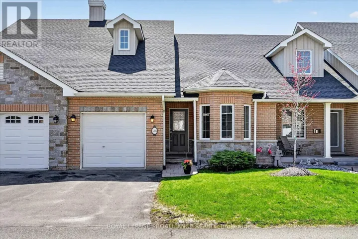 138 VILLAGE CRESCENT, Peterborough (Otonabee Ward 1), Ontario K9J0A9