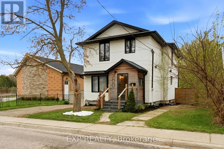 200 MADISON AVENUE S, Kitchener, Ontario N2G3M8