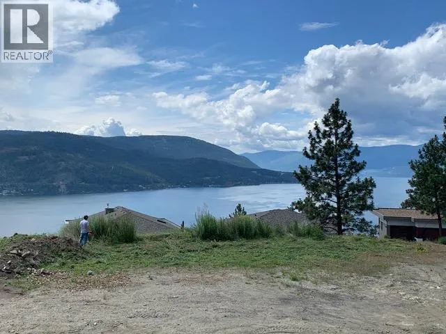 8916 Hampshire Crescent, Vernon, British Columbia V1H2K9