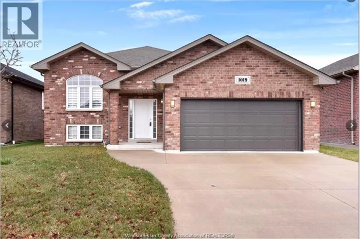 1019 ASPEN RIDGE CRESCENT, Lakeshore, Ontario N0R1A0