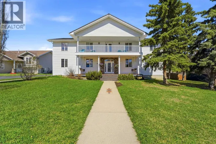 4922 College Avenue, Lacombe, Alberta T4L1Z2