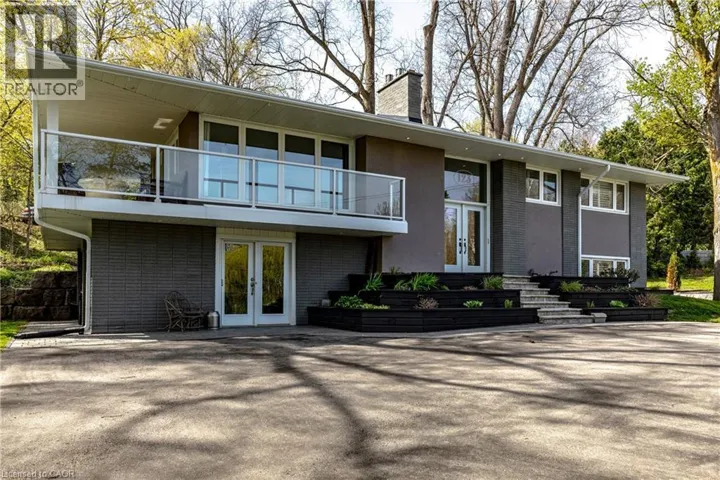 123 HILLCREST Avenue, Hamilton, Ontario L9H4X7
