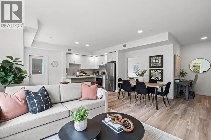 1057 Frost Road Unit# 418, Kelowna, British Columbia V1W0G7
