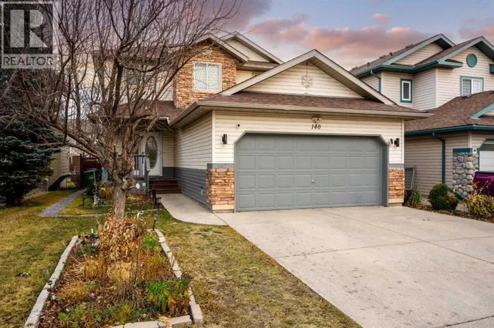 140 Fairways Drive NW, Airdrie, Alberta T4B2R8