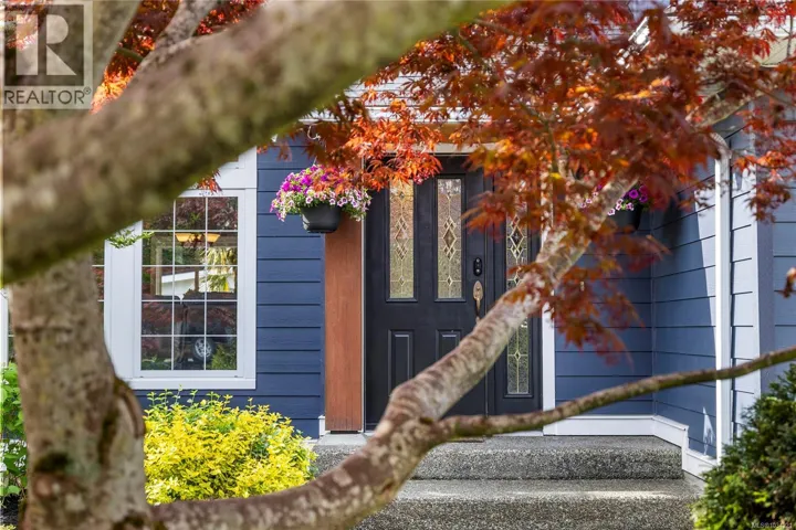763 Ermineskin Ave, Parksville, British Columbia V9P2L5