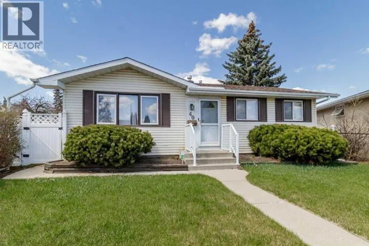 40 Neal Close, Red Deer, Alberta T4P1N4