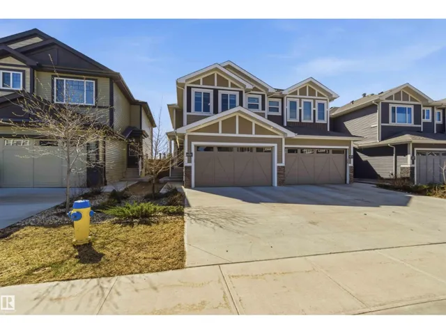 1641 ENRIGHT WY NW, Edmonton, Alberta T6M0Z3