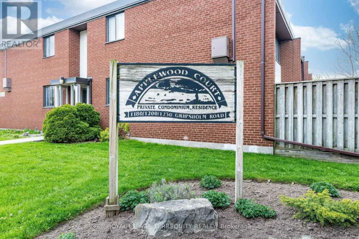 TH#15 - 1230 GRIPSHOLM ROAD, Mississauga (Applewood), Ontario L4Y2G9