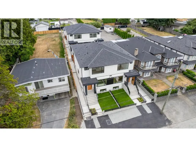 4 7822 GOODLAD STREET, Burnaby, British Columbia V5E2H6