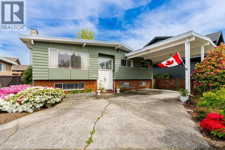 7055 KITCHENER STREET, Burnaby, British Columbia V5A1K8