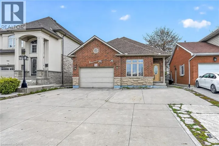 704 STONE CHURCH Road E, Hamilton, Ontario L8W1A7