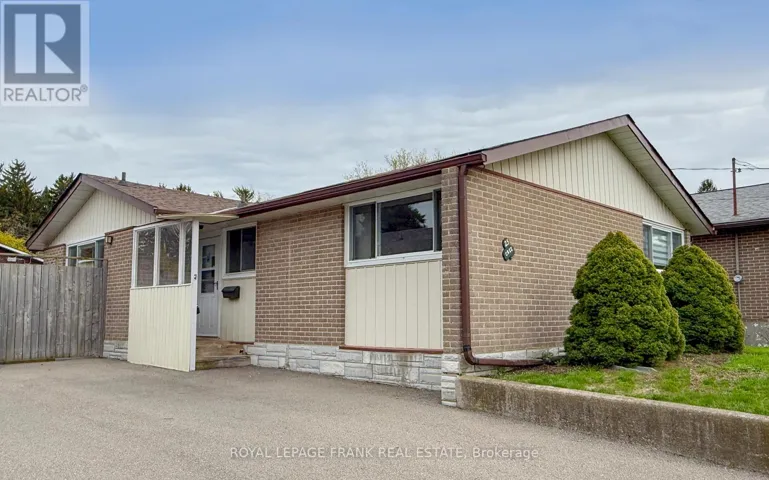 25 SHORELAND CRESCENT, Toronto (Woburn), Ontario M1G1M4